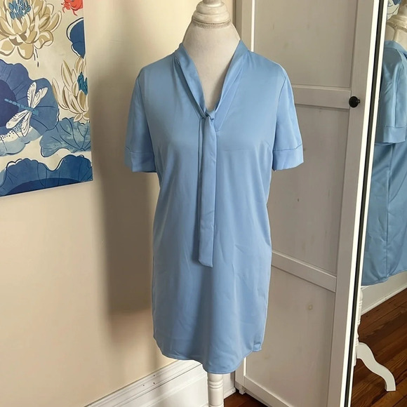 BCBGMAXAZRIA Ice Blue Mini Shirtdress with Tie at the Neckline - Size XS - Picture 1 of 11